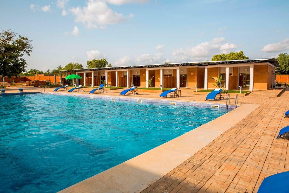 Dunia Hotel Ouagadougou Loumbila Екстериор снимка
