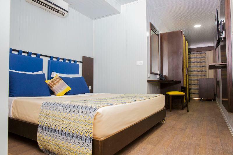 Dunia Hotel Ouagadougou Loumbila Екстериор снимка